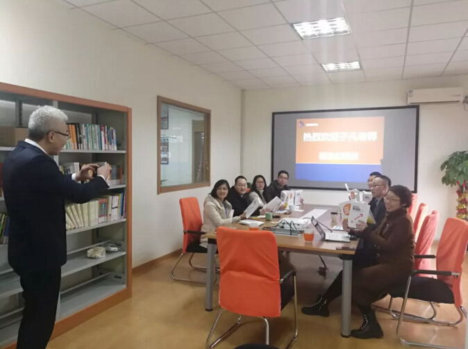知名创业型实战派讲师张子凡来九游会·J9-官方网环保讲授课程
